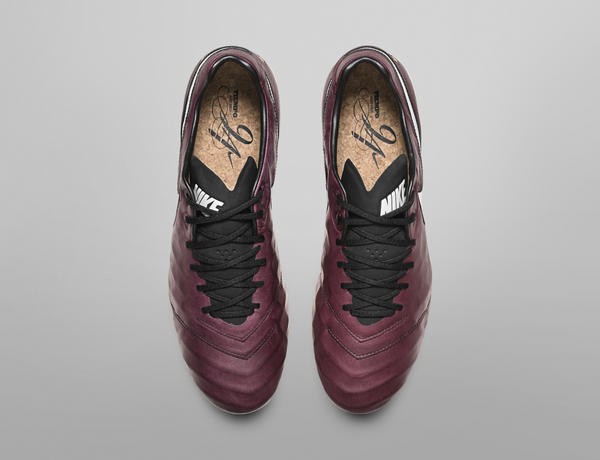 pirlo wine boots