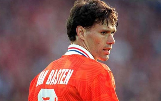 Marco Van Basten's International Farewell - Howler Magazine