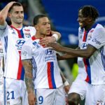 Memphis Depay scores a goal that has no business being a goal