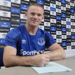 Everton accuse Man United of passing off old, out of shape man as Wayne Rooney