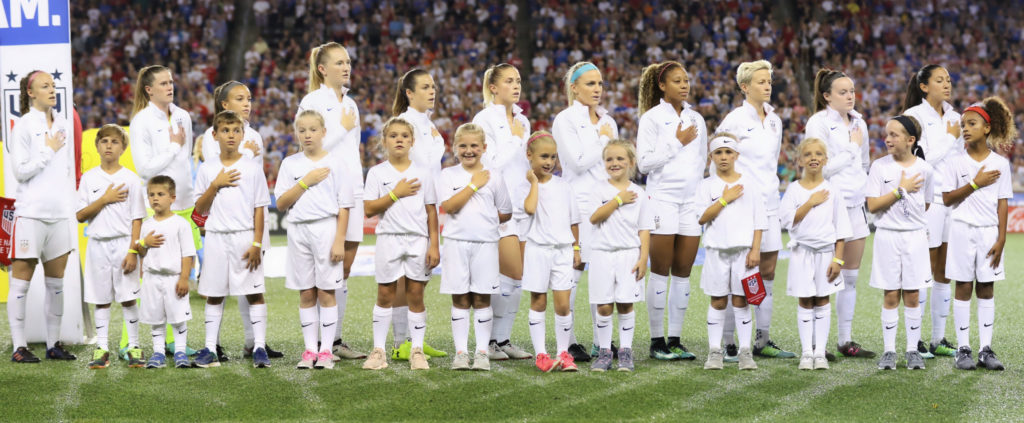 USWNT_standing_for_national_anthem_2017-09-19.jpg