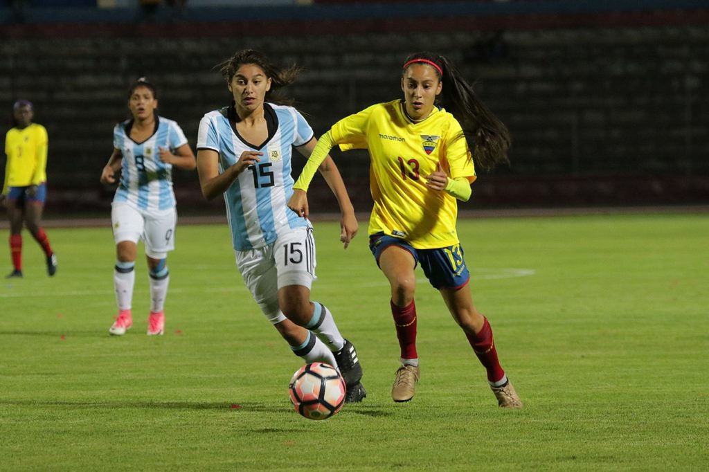 1280px-ECUADOR_vs_ARGENTINA_283964597005229.jpg